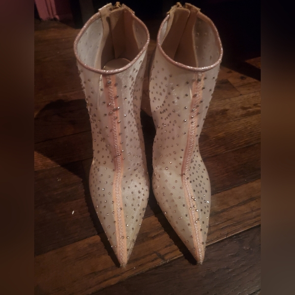 For Now Nine West Booties - Picture 5 of 8